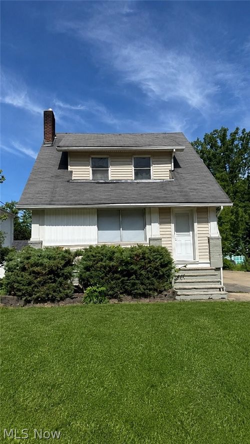 2894 Lost Nation Rd, Willoughby, OH, 44094-7569 | Card Image