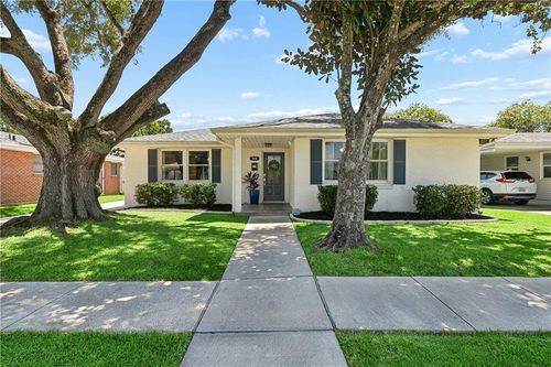 165 Hibiscus Pl, River Ridge, LA, 70123-2505 | Card Image