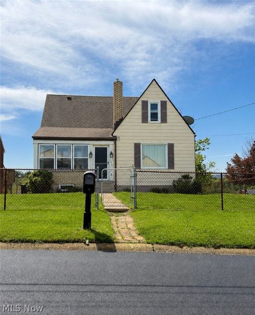 150 Owing, Weirton, WV, 26062 | Card Image