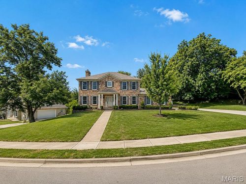 1208 Chateau Woods Drive, St Louis, MO, 63135 | Card Image