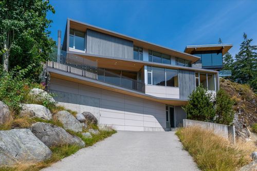 38574 High Creek Dr, Squamish, BC, V8B0T6 | Card Image