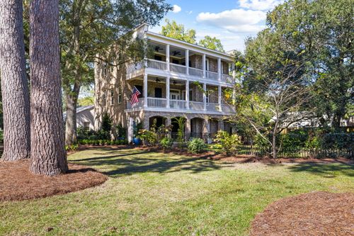 2112 Parkway Dr, Charleston, SC, 29412-2046 | Card Image