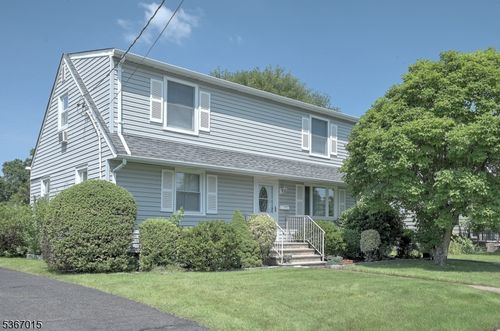 23 Bromley Pl, Bloomfield, NJ, 07003-5336 | Card Image