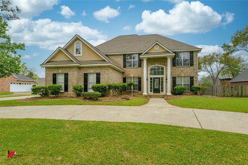 339 Hunters Holw, Bossier City, LA, 71111-2368 | Card Image
