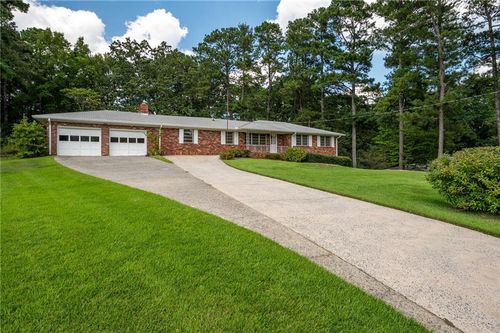 921 Chesterfield Dr, Marietta, GA, 30066-5407 | Card Image