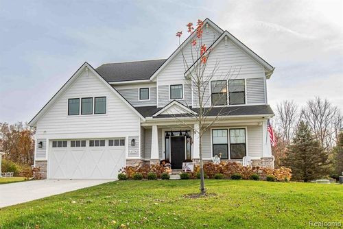 5778 Trail Side Ln, Hamburg Twp, MI, 48189-8162 | Card Image