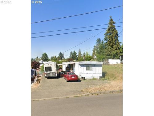 403 Ne 6th St, Oakland, OR, 97462 | Card Image