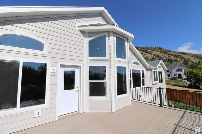 Deck with a mountain view | Image 18