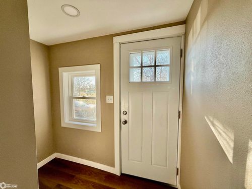 303 Pacific Ave, Audubon, IA, 50025-1131 | Card Image