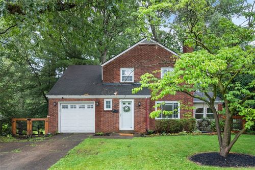 348 Canterbury Dr, Pittsburgh, PA, 15238-3006 | Card Image