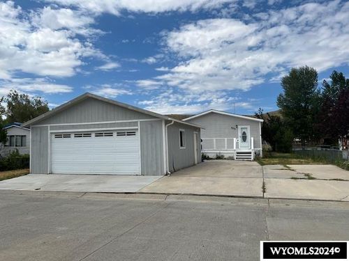 407 Susie Ave, Diamondville, WY, 83116-5041 | Card Image