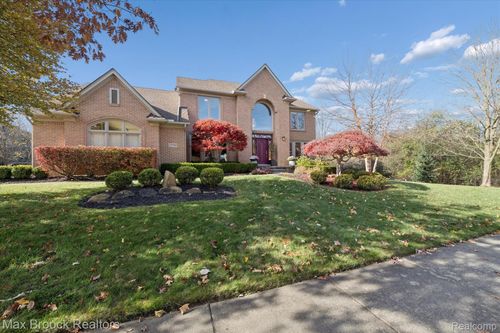 25797 Arcadia Dr, Novi, MI, 48374-2444 | Card Image