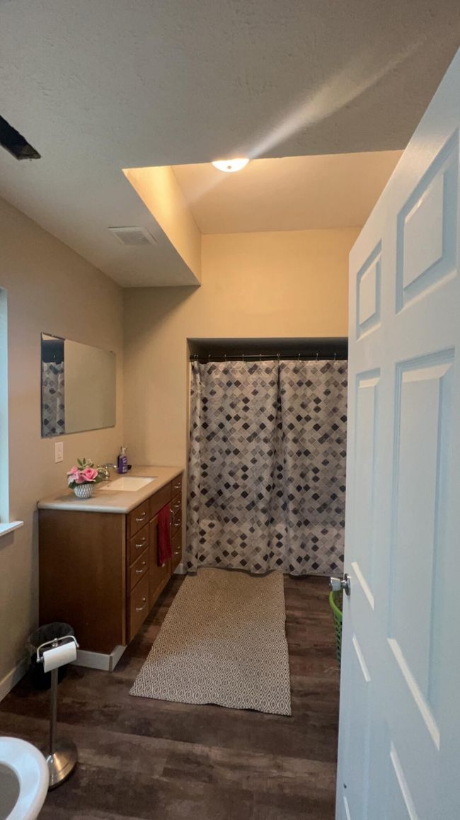 725 Washington St, Home with 0 bedrooms, 0 bathrooms and 4 parking in Lakeview MI | Image 11