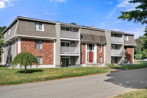 5h-220 Bedford St, Bridgewater, MA, 02324-3136 | Card Image