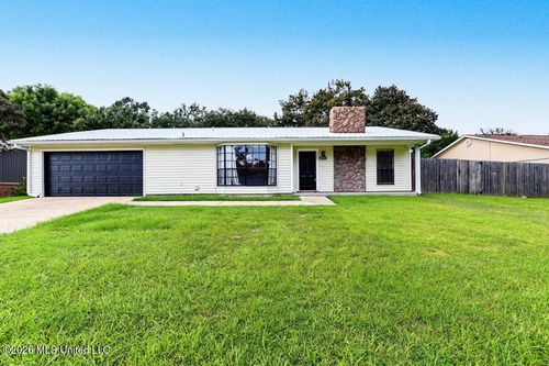 1337 Diller Rd, Ocean Springs, MS, 39564-3403 | Card Image