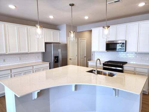 6286 Larkspur Ln, Corcoran, MN, 55340-1401 | Card Image