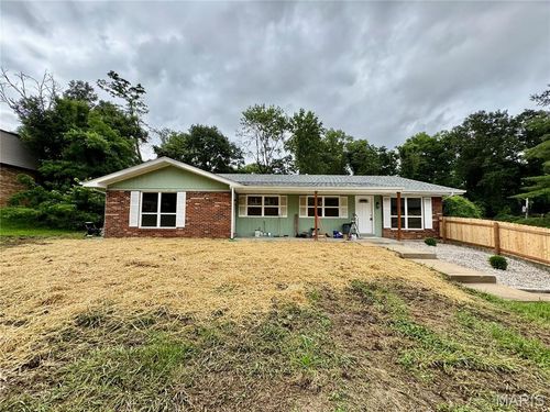 27 Nottingham Ln, Belleville, IL, 62223-3127 | Card Image