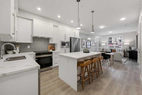 2111-520 Reynolds Avenue Sw, Airdrie, AB, T4B4K9 | Card Image