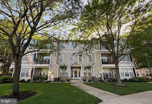 107 Kyle Way, Ewing, NJ, 08628-2524 | Card Image