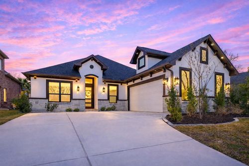 87 Waterford Way, Montgomery, TX, 77356-8332 | Card Image