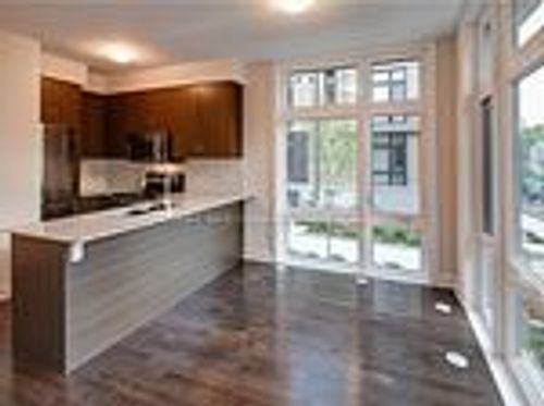 21-15 Eldora Ave, North York, ON, M2M0B5 | Card Image