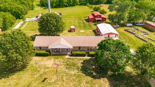 1976 Hartsville Pike, Gallatin, TN, 37066-8307 | Card Image
