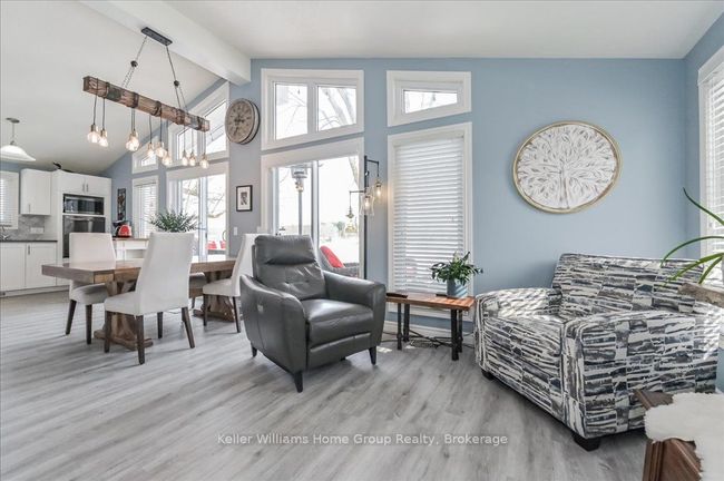 513 N Five Road, House other with 2 bedrooms, 3 bathrooms and 6 parking in Mapleton ON | Image 10