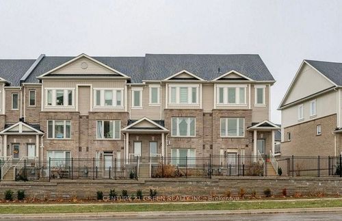 10-124 Watson Pky S, Guelph, ON, N1L | Card Image