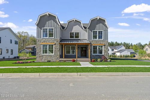 18 Aurora Ave, Saratoga Springs, NY, 12866-9721 | Card Image