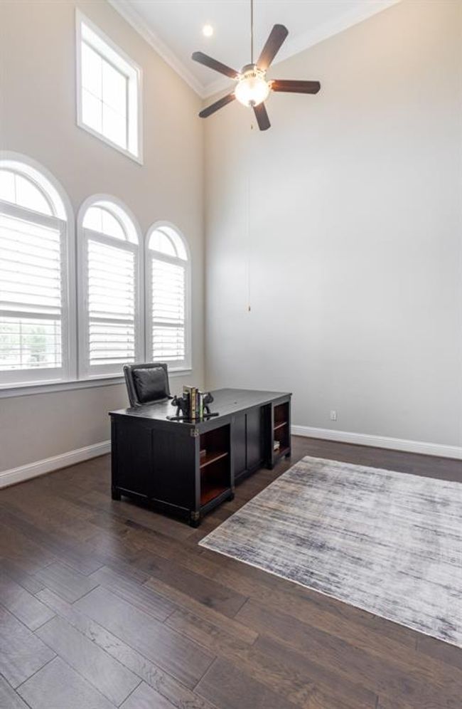 Office | Image 23