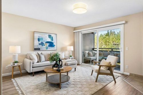 apt-8-4024 Farm Hill Blvd, Redwood City, CA, 94061-1020 | Card Image