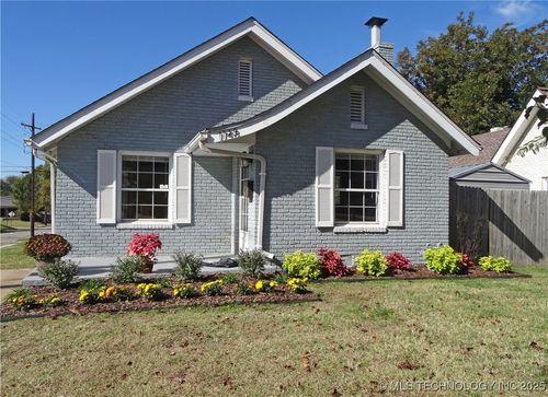 1148 Columbia Ave, Tulsa, OK, 74104-3929 | Card Image