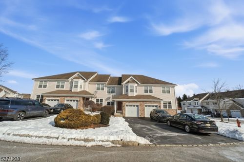 5-5 Indian Field Dr, Hamburg, NJ, 07419-2436 | Card Image