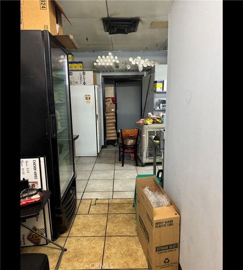 1701 N Wilson Way, Stockton, CA, 95205-3121 | Card Image