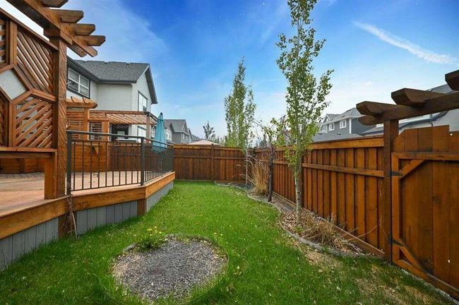 63 Mahogany Way Se, Home with 4 bedrooms, 3 bathrooms and 4 parking in Calgary AB | Image 43