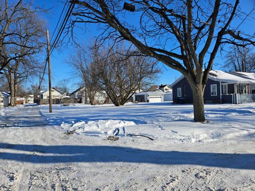 915 Atlantic Ave, Toledo, OH, 43609-3009 | Card Image