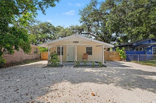1204 E Cayuga St, TAMPA, FL, 33603-4217 | Card Image