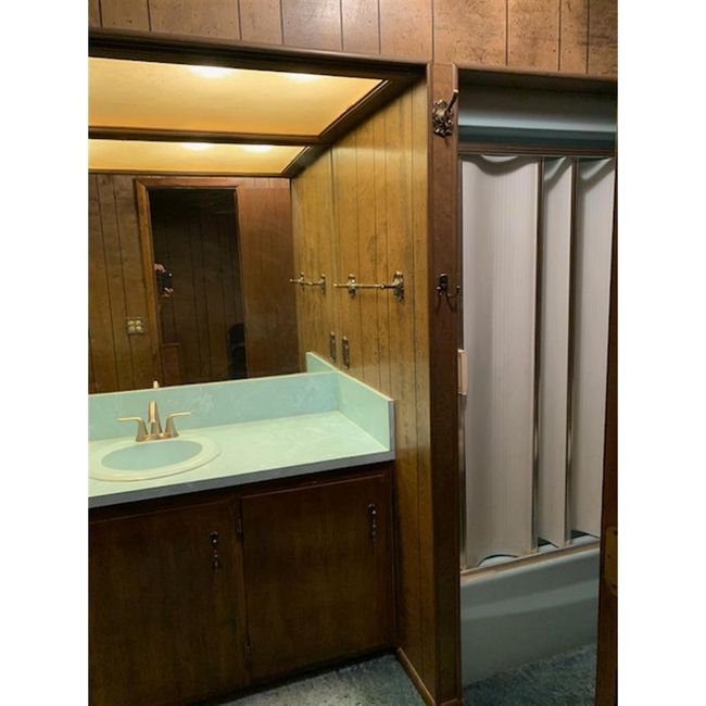 1809 W 19 Th St, House other with 4 bedrooms, 3 bathrooms and null parking in Plainview TX | Image 9