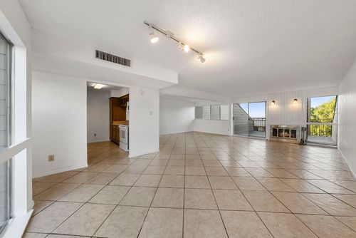 unit-178-300 Out Yonder, Horseshoe Bay, TX, 78657-6089 | Card Image