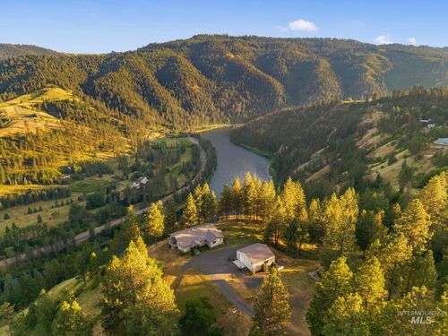 435 River Pointe Ln, Lenore, ID, 83541-6024 | Card Image
