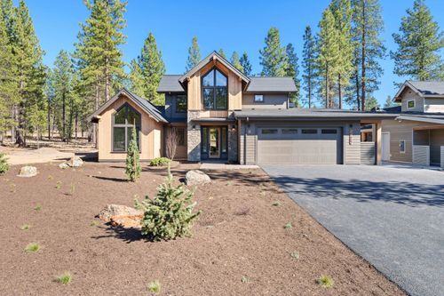 33-56457 Elk Run Ln, Bend, OR, 97707-1995 | Card Image