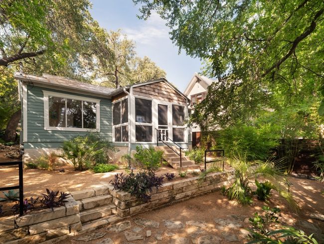 1005 E Riverside Dr, House other with 3 bedrooms, 3 bathrooms and 3 parking in Austin TX | Image 30