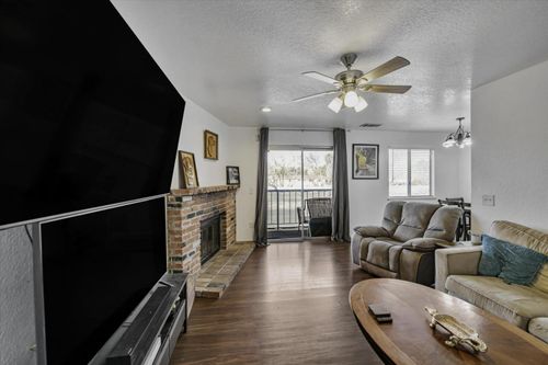 apt-4-6412 Benning St, Orangevale, CA, 95662-4261 | Card Image