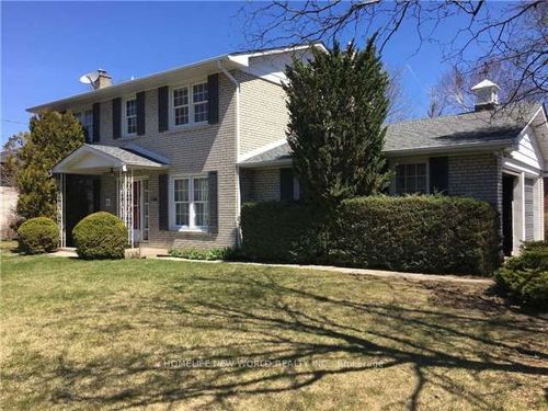 62 Landfair Crescent, Scarborough, ON, M1J3A7 | Card Image