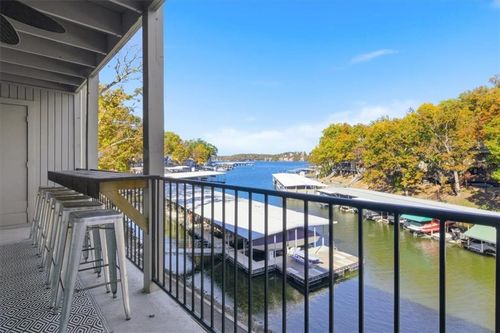2c-85 Kodiak Ln, Lake Ozark, MO, 65049-6339 | Card Image