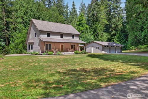 17432 Issaquah Hobart Rd Se, Issaquah, WA, 98027-6918 | Card Image