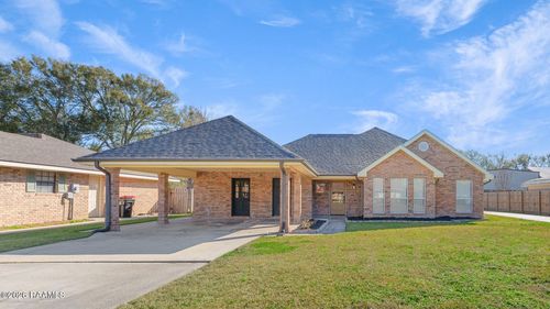 124 Chicory Ln, Lafayette, LA, 70506-9210 | Card Image