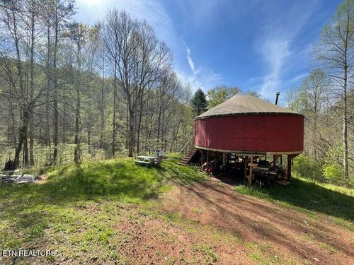 809 Highway 310, Englewood, TN, 37329-5346 | Card Image