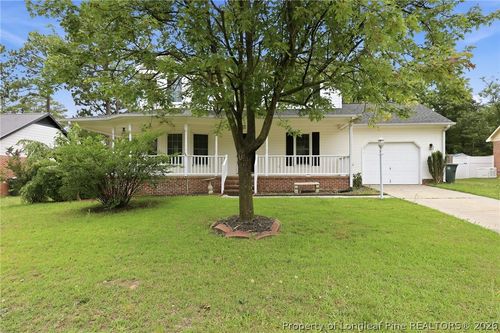 6824 Saint Julian Way, Fayetteville, NC, 28314-5820 | Card Image