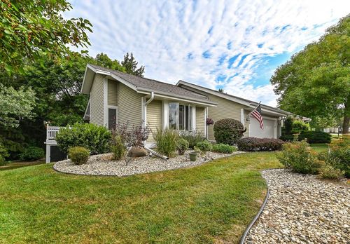 3149 Madison Street, Waukesha, WI, 53188 | Card Image